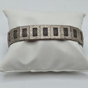 VINTAGE Brushed Silver Tone Mesh Articulated Link Panel Bracelet